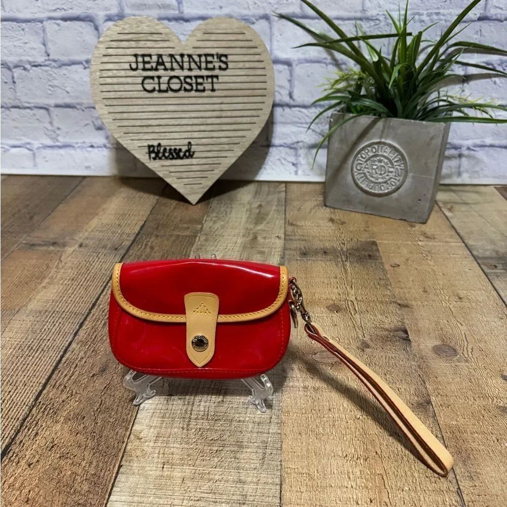 Dooney & Bourke red wristlet